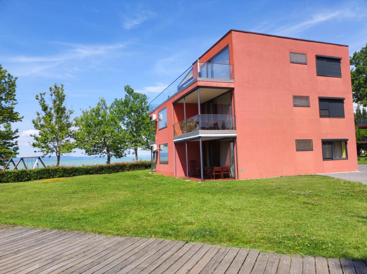 Soleil Apartmanok Balatonlelle Zewnętrze zdjęcie